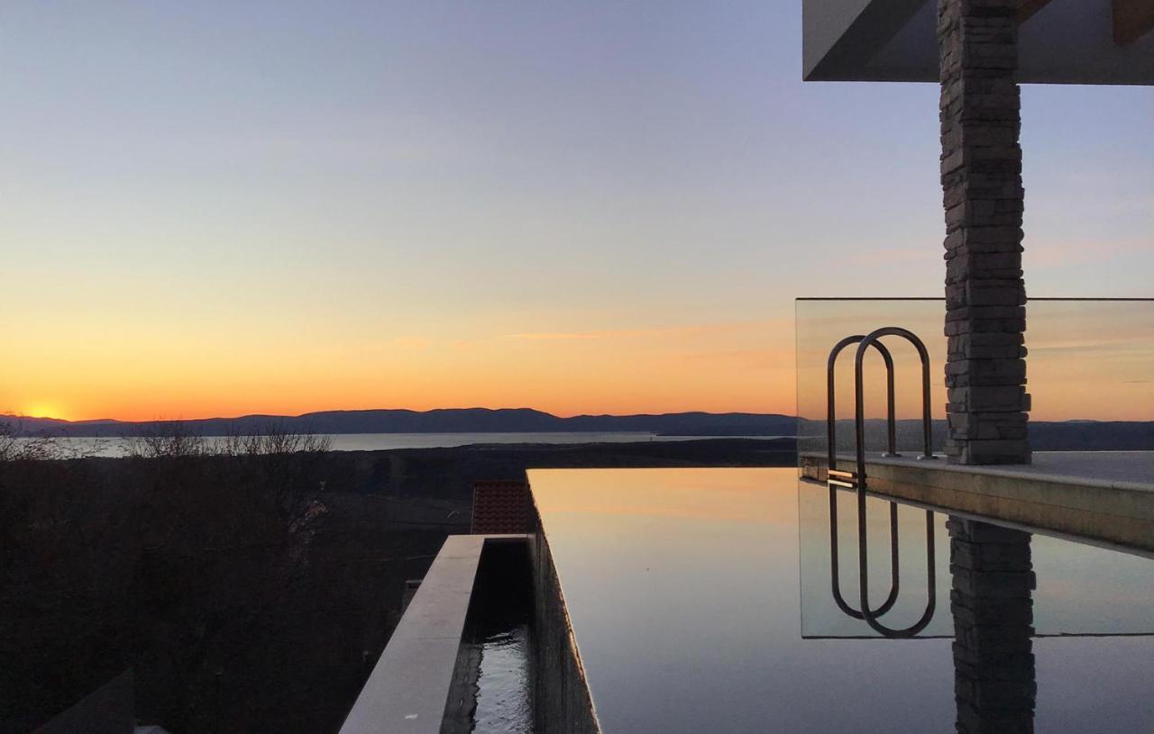 Villa Nina Šmrika エクステリア 写真