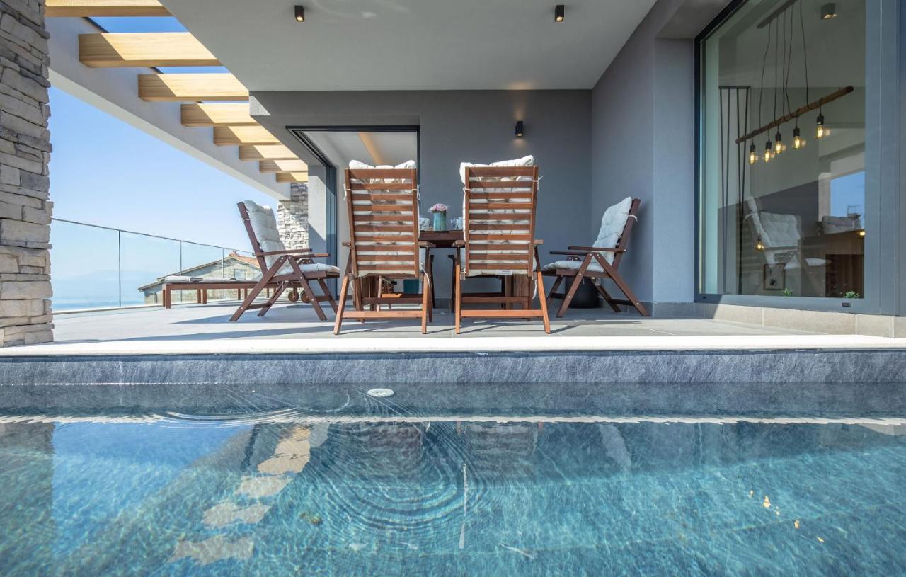 Villa Nina Šmrika エクステリア 写真