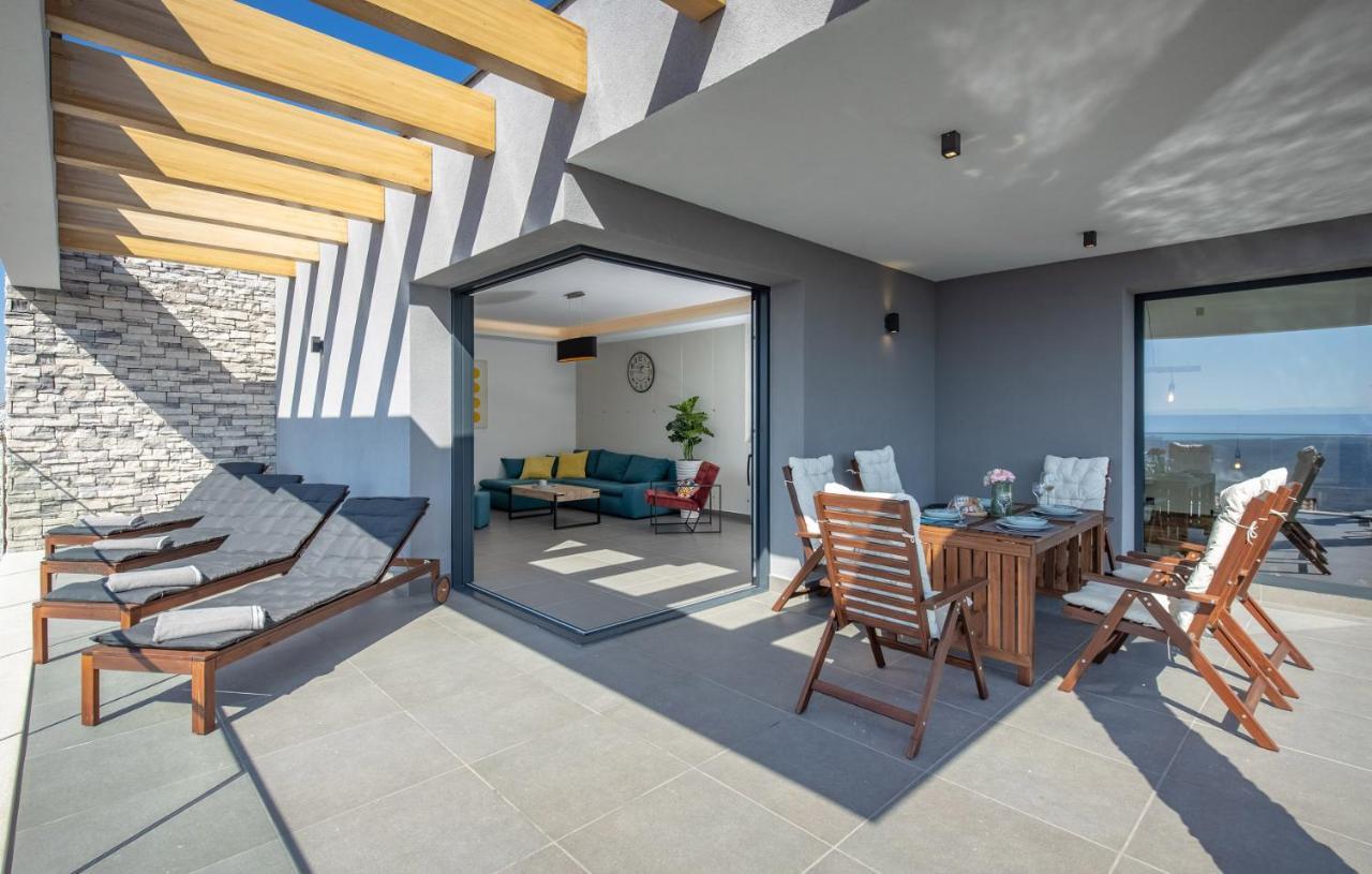 Villa Nina Šmrika エクステリア 写真